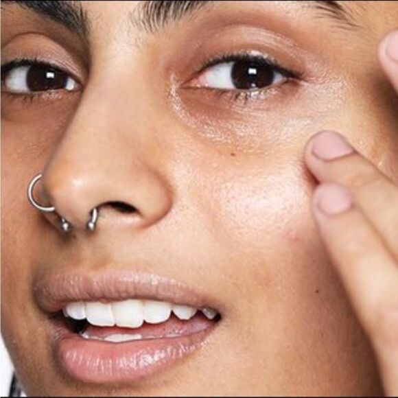 Verso Skincare Super Eye Serum w/ Retinol 8 - Picture 4 of 12